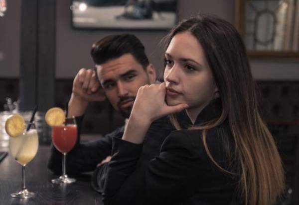 うわっ、グッとくる…！男性が”心惹かれる”女性の特徴って？