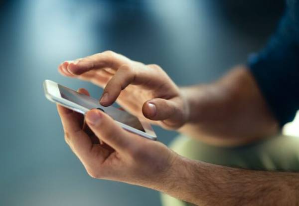 彼の本気度を見極める！男性が本命だけに見せない行動3選