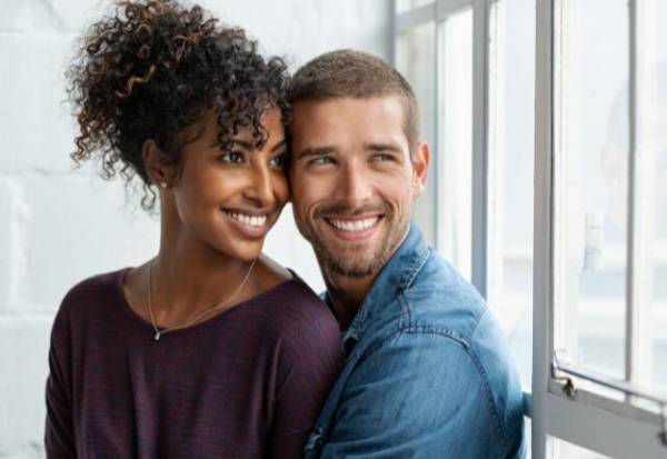 え、知らなかった！男性の”隠れた”本命サインって？