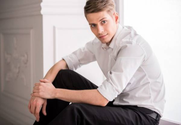 実は言えてない…！男性が彼女に伝えたいことって？