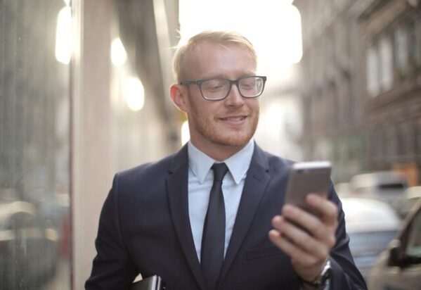 あっ、好きかも…？男性をドキドキさせる【LINE】って？