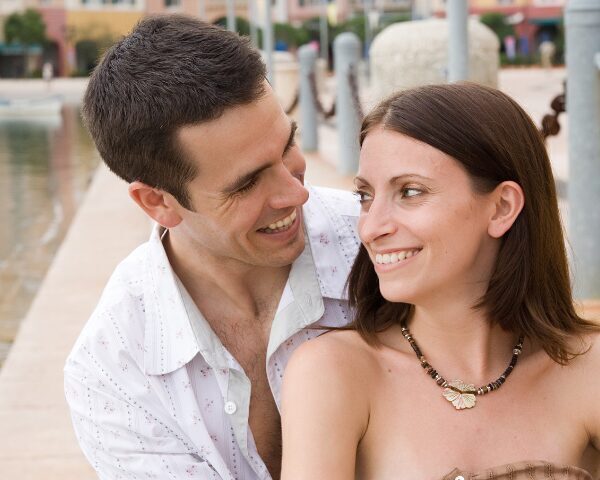 「好きな子にだけ」男性が本命以外にしない愛情表現