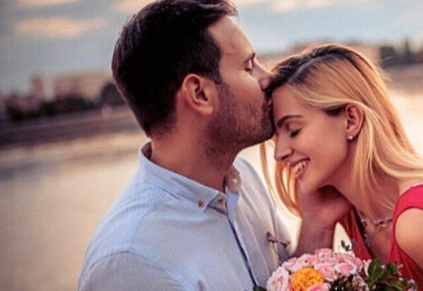 それ、本命確定です！男性が滅多にしない「愛情行動」