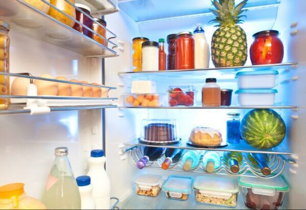 「冷蔵庫＝バイキング会場！？」手当たり次第に食べ尽くす夫。しかし⇒妻考案の“制度導入”で、夫が改心した話
