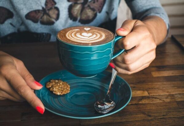 『完全に敵』口うるさい義母と、嫁に関心のない夫に限界！→落ち込む嫁を呼び出した”義母の言葉”に絶句！？