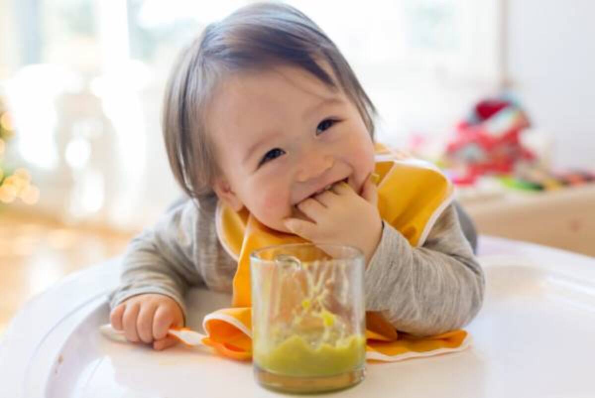 実は大事 赤ちゃんの手づかみ食べはいつから始まるの 年11月18日 ウーマンエキサイト 1 3