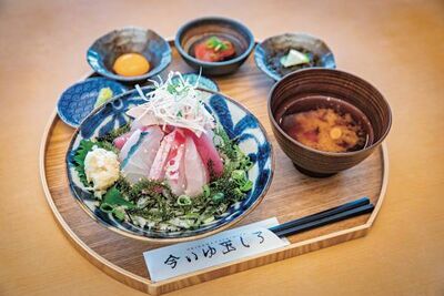 【沖縄】おいしい物語を味わいに、いざ食堂へ。