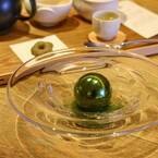 京都〈茶寮 FUKUCHA 京都駅店〉へ。歴史ある茶舗が紡ぐ、発見と驚きに満ちたティータイム。