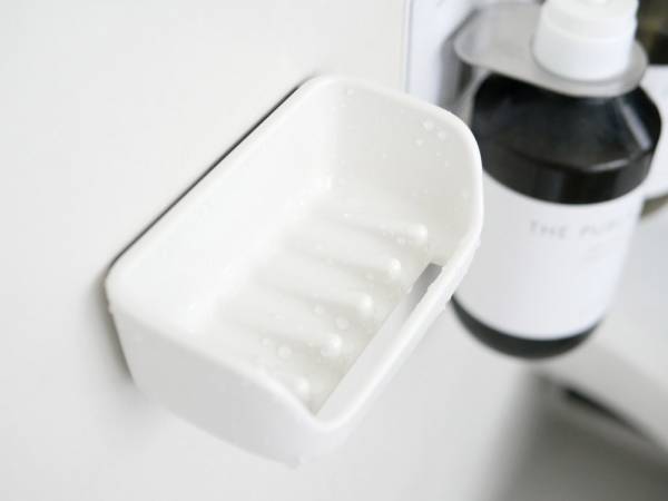 浴室の壁面にマグネットでピタッ！[PR]