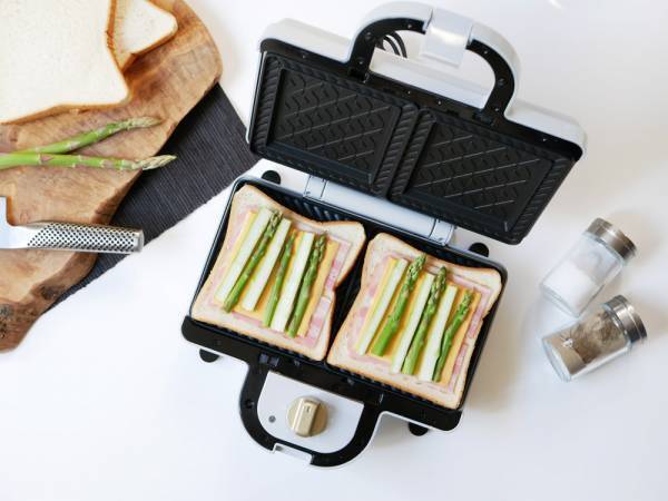 クリスマス限定のホットサンドメーカーギフト[PR]