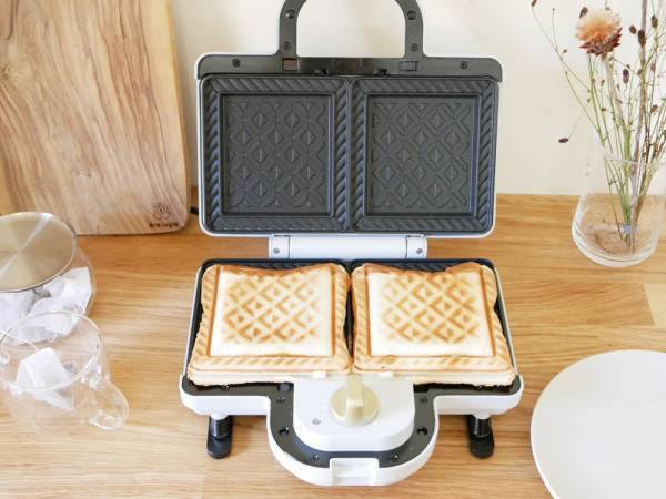 クリスマス限定のホットサンドメーカーギフト[PR]