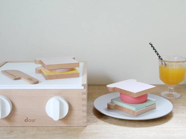 おままごとと型はめ遊びが楽しめる 「Little chef」[PR]