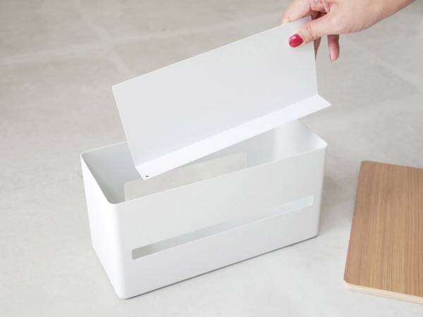 マルチに使える両面ティッシュケース[PR]