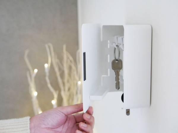 隠し収納で玄関をより美しく[PR]