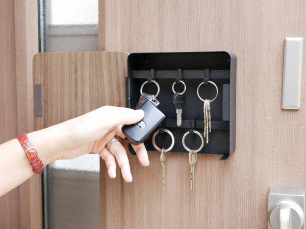 隠し収納で玄関をより美しく[PR]