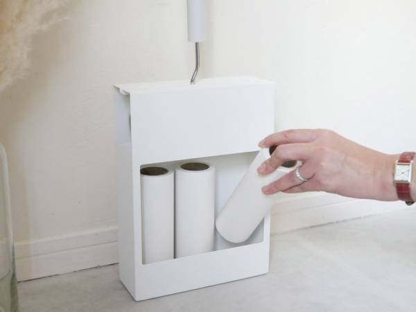 隠してスタイリッシュに収納できるカーペットクリーナースタンド[PR]