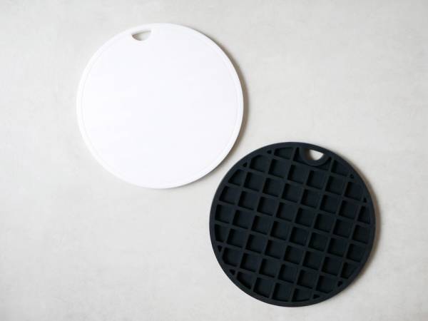 嬉しい機能を備えたシリコン鍋敷き[PR]