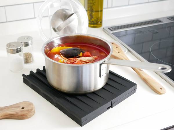 折り畳めるシリコン水切りトレー[PR]