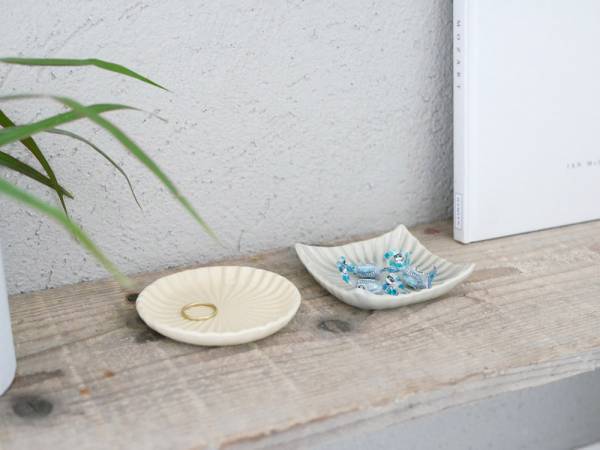 パッと咲く豆皿「花あかり」[PR]