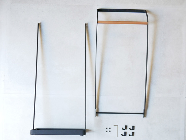 ひっかけ収納で使いやすい！スリムなアンブレラスタンド[PR]