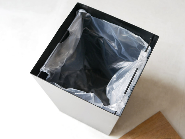 生活空間にお洒落に溶け込むクールなごみ箱[PR]