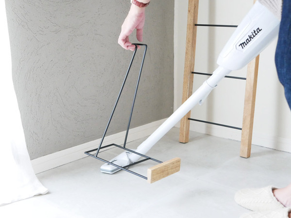 インテリアに溶け込むクリーナースタンド[PR]