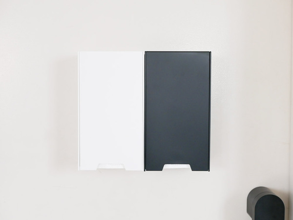 強力マグネットで玄関に簡単取り付け！2wayマスク収納ケース[PR]