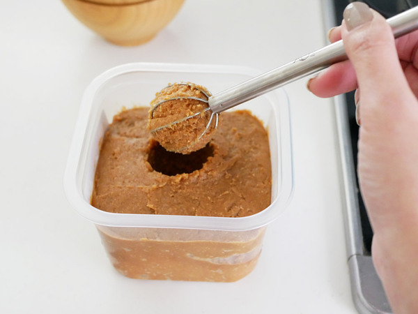 いつもの味をクルっと計量「みそマドラー」[PR]