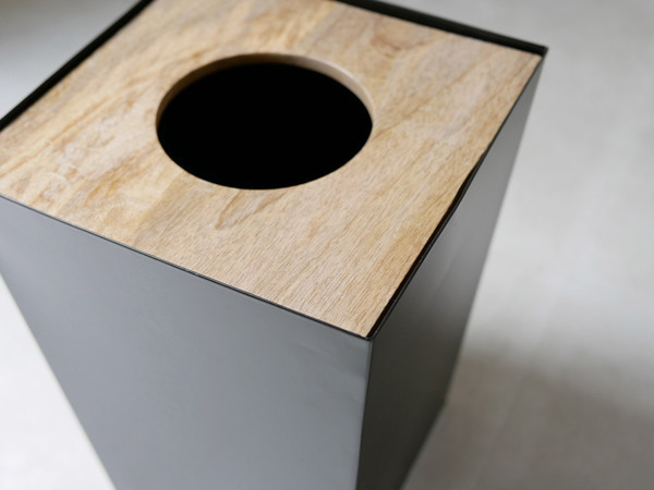 生活空間にお洒落に溶け込むクールなごみ箱[PR]