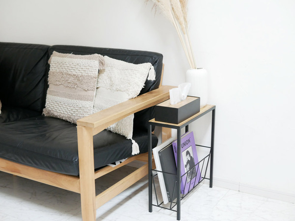 お洒落に2役こなす「マガジンラック」×「サイドテーブル」[PR]