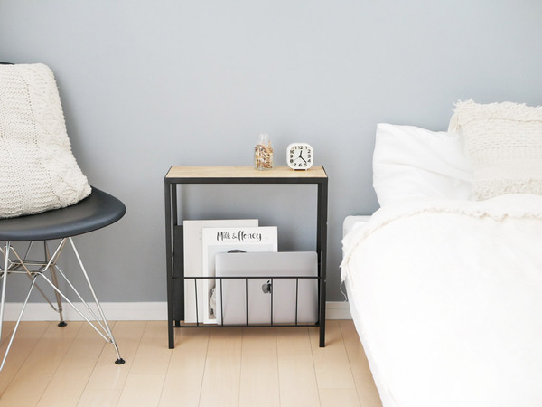 お洒落に2役こなす「マガジンラック」×「サイドテーブル」[PR]