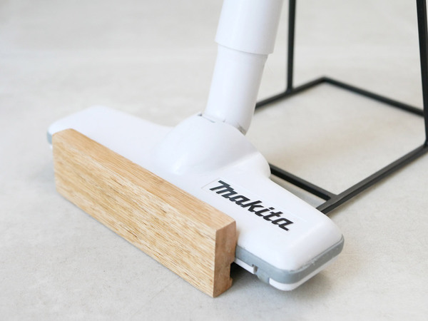 インテリアに溶け込むクリーナースタンド[PR]