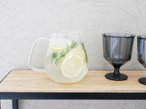 暮らしに寄り添うティーウエア[PR]