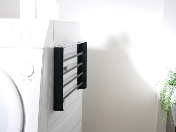 「コンパクト収納」を叶えてくれる洗濯機横折り畳み収納棚[PR]