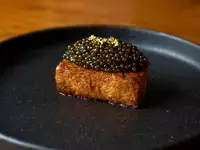 銀座、大人の“上質”を嗜むひととき｜「交詢ビル DINING & STORES」レストランの魅力