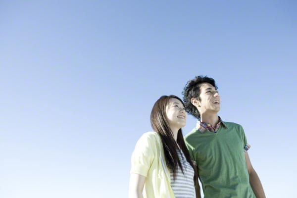 自閉症は遺伝する確率があるの？きょうだい、父親、母親との関係は？