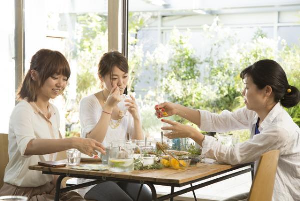 娘の不登校で疲れ切っていた私の居場所、「親の会」とは？