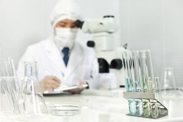 ハンチントン病とは？どういった症状と対応策があるの？