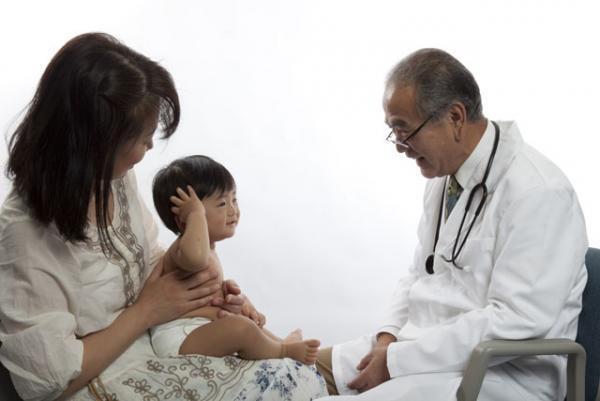 自閉症スペクトラム障害とは？年代別の特徴や検査方法、治療法を紹介します！