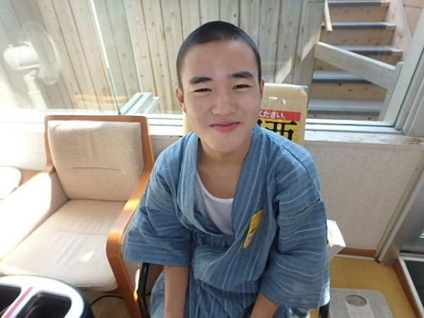 自閉症で知的な遅れがある息子、何歳まで女湯につれていけるのか