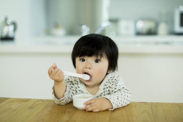 赤ちゃんの喃語（なんご）とは？いつから出るの？喃語が出ない、遅いときの原因、工夫、相談先まとめ