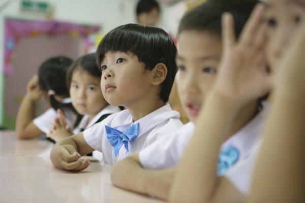 子どもの反抗挑戦性障害とは？単なる反抗期とは違うの？症状やADHDとの関係性、対応方法まとめ