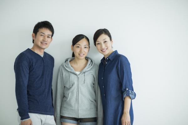 気分障害（うつ病・双極性障害）とは？「感情がコントロールできない」症状や原因、診断基準を説明します