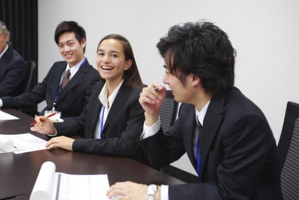 気分障害（うつ病・双極性障害）とは？「感情がコントロールできない」症状や原因、診断基準を説明します