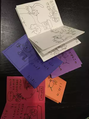 自閉症の長男をストレスから救ったのは、「魔法の絵本」でした