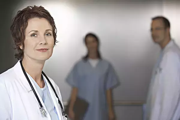 不登校の娘が経験した「入院」という選択肢。親が、娘が感じたことは