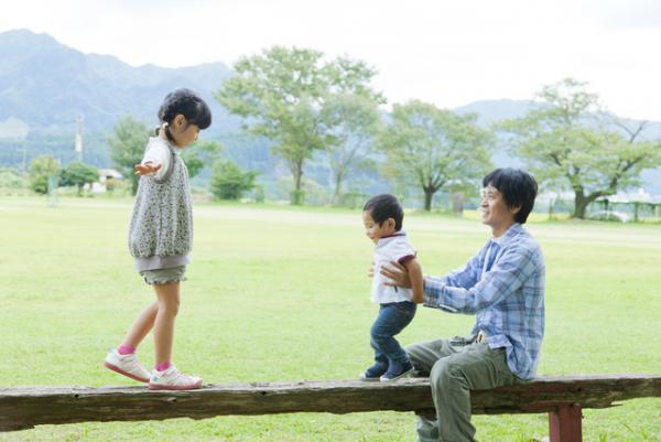 全般性不安障害とは？不安が制御できない症状と年齢ごとの特徴、本人・周囲の対処法は？