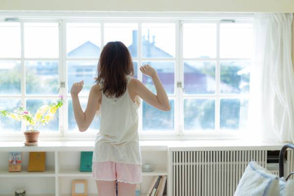 ナルコレプシーとは？「制御できないほど激しく眠い」症状や原因、治療法、ADHDとの関連まとめ