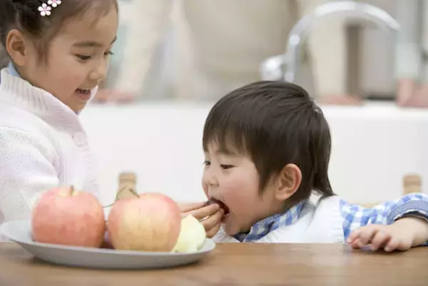 「本当は、ちょっと寂しかった」−障害児のきょうだいだった私が、いま思うこと