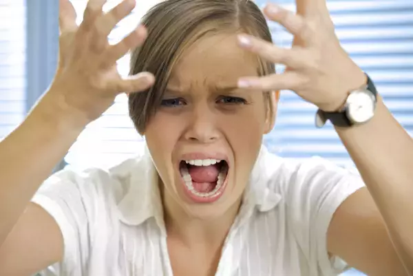 ニュースを読み上げるかのように話す発達障害の息子。そこには彼なりの言葉との格闘が…